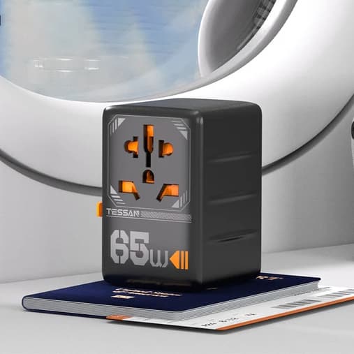 65W International Travel Adaptor with 2 USB C & 2 USB A Charging Ports - custom logo thumbnail 4