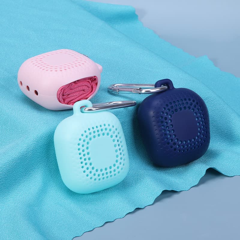 Pocket Size Quick-Dry Towel - custom logo thumbnail 2