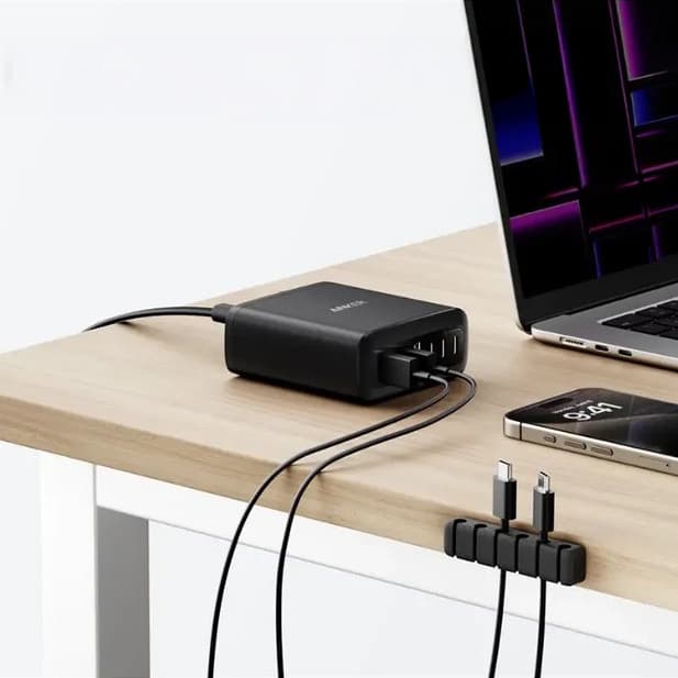 112W Gan Charger with 6 ports (3 x USB-C & 3 x USB-A) - custom logo thumbnail 2