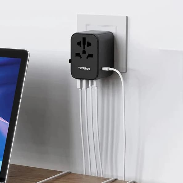 28W Universal International Travel Plug Adaptor with 2 USB & 3 USB C Ports - custom logo thumbnail 4